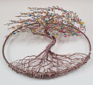 Arbre de vie Relief 30cm – Feuilles multicolores – Marron clair